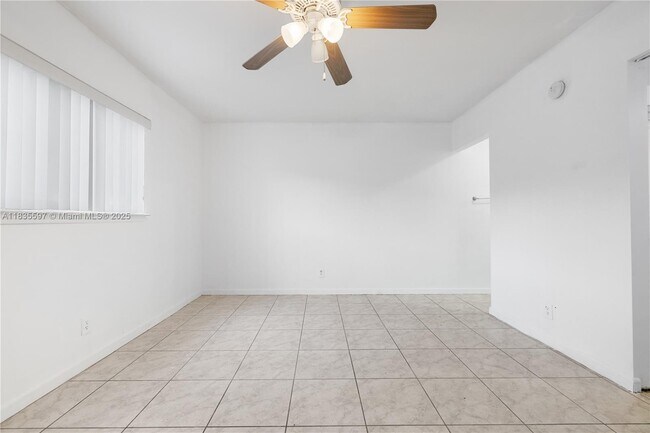 Building Photo - 2912 NW 55th Ave