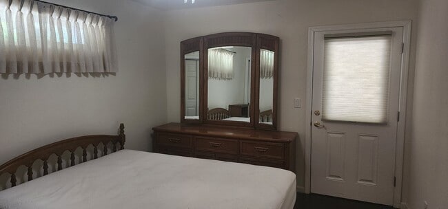 Building Photo - One Bedroom "Cottage" in the Woods (Partia...