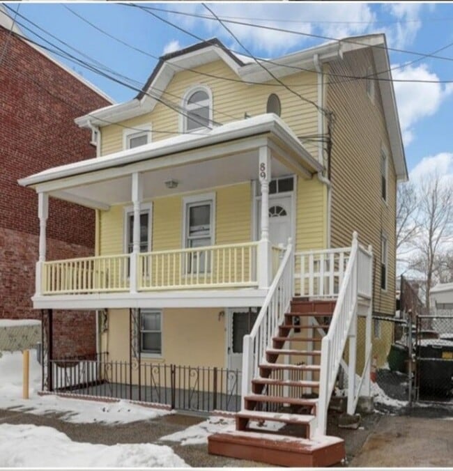 Building Photo - 89 N Malcolm St