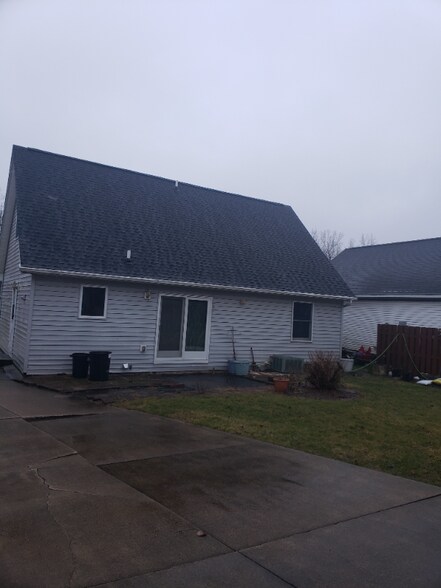 Building Photo - 775 Shelley Pkwy