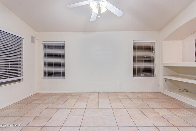 Building Photo - 2390 E Whitten St