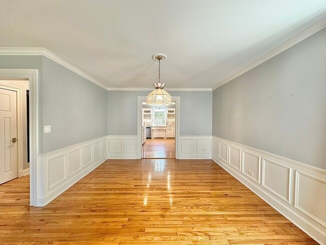 Building Photo - Spacious 4 Bedroom in the Heart of Tyler! Available Now!