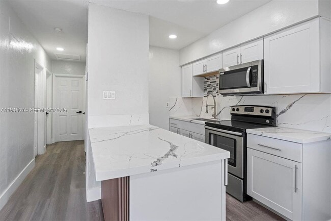 Building Photo - 15900 NW 18th Ave