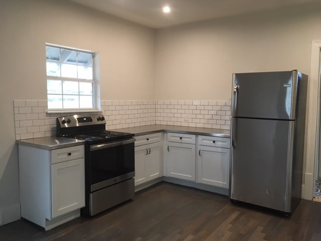 Brand new stainless steel refrigerator - 1131 W Lynwood Ave