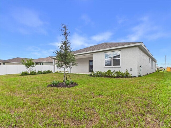 Building Photo - 5717 SW 71st Ct