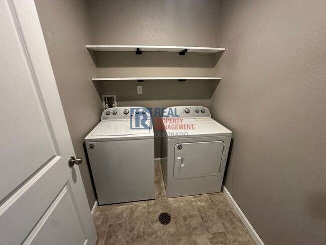 Building Photo - 21772 E 8th Ave