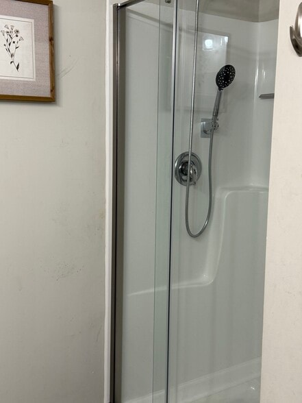 Building Photo - 1456 Lanterns Rest Rd