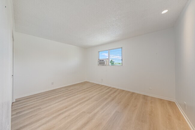 Building Photo - 98-533-504 Kamahao Pl