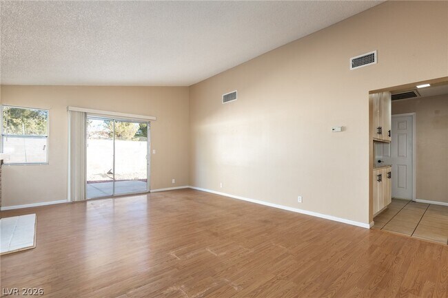 Building Photo - 7434 Coffeyville Ave