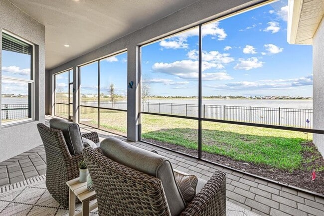 Building Photo - 8568 Shr Lk Dr