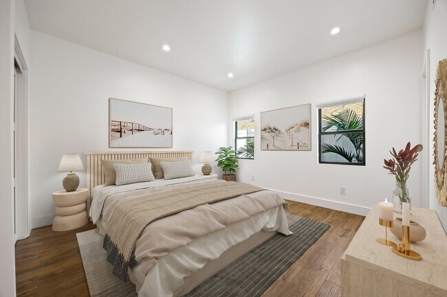 Building Photo - 212 W 64th St