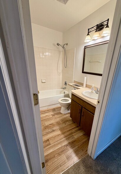 Building Photo - 2482 Cobble Hill Alcove