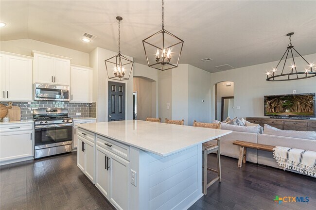 Building Photo - 2745 Ridge Forest Dr