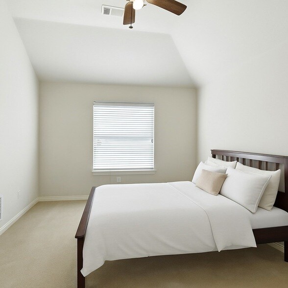 Building Photo - 4501 Sandra Lynn Dr