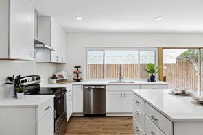 Building Photo - 3018 Gayle Dr