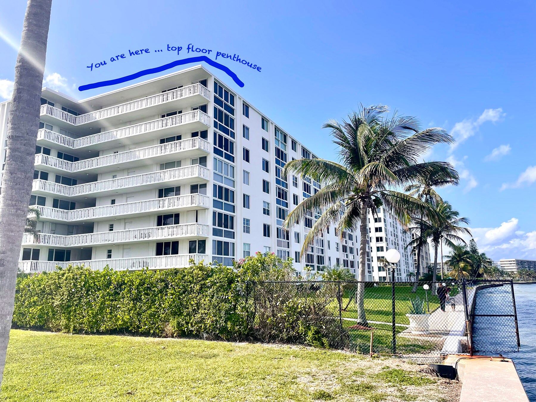 Building Photo - 301 Lake Shore Dr