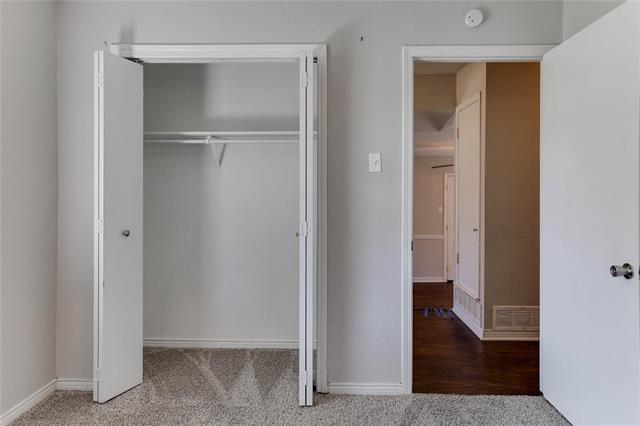 Building Photo - 315 Memory Ln