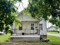 Building Photo - 2360 S 9th St