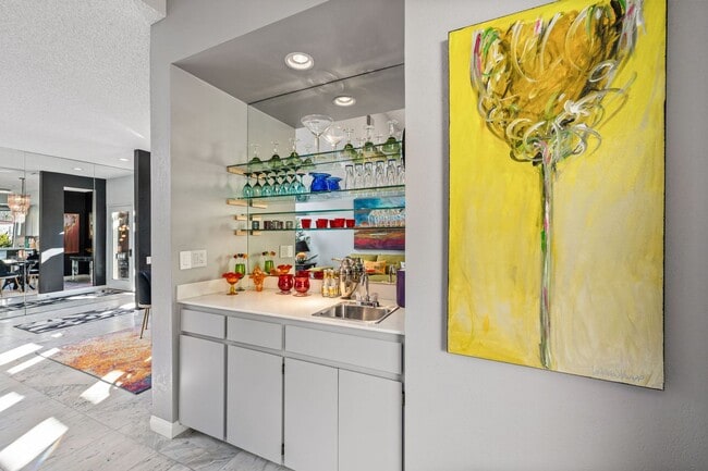 Building Photo - Mountain View Retreat in Palm Springs