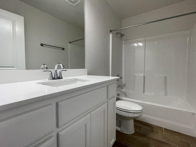 Building Photo - 3409 Piney River Dr