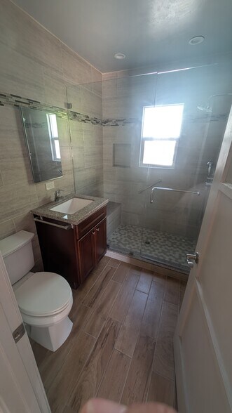 Building Photo - 4142 Brunswick Ave