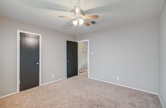 Building Photo - 1713 Huldy St