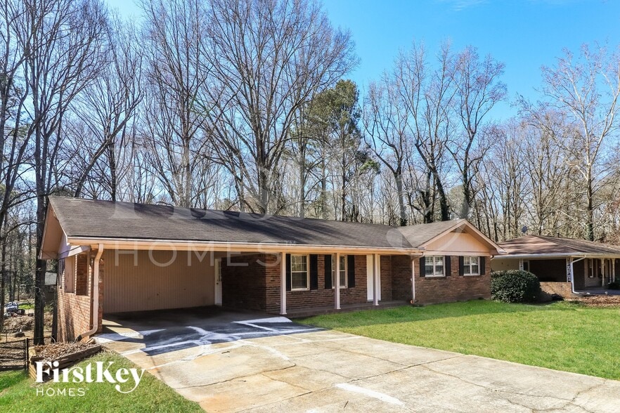 Building Photo - 581 Carlouetta Rd