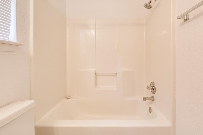 Building Photo - 913 SW 153rd St