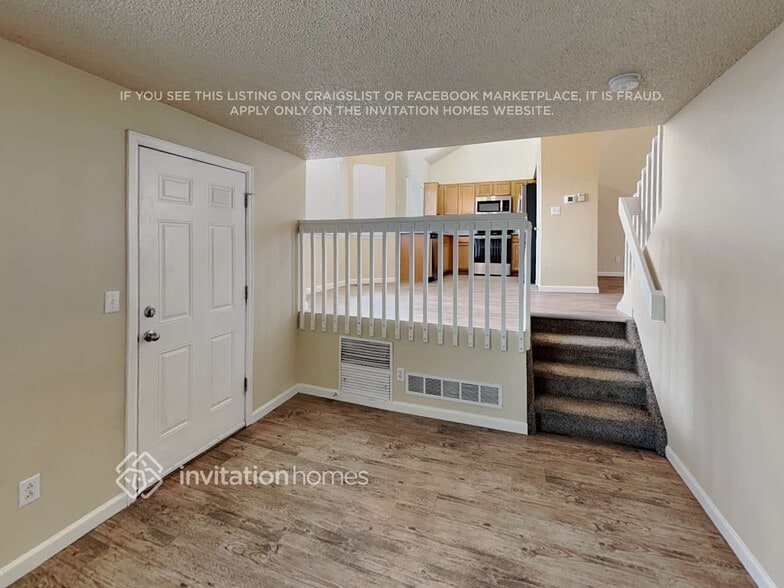 Building Photo - 2455 Wolf Creek Dr