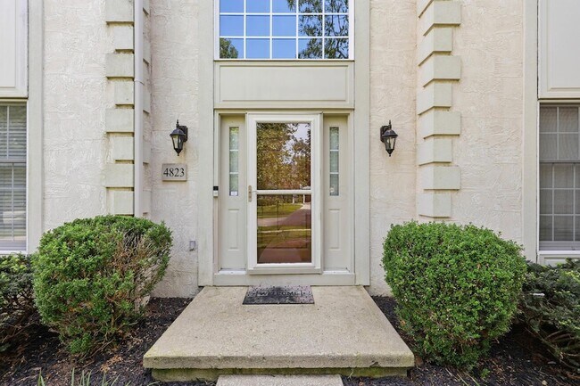 Building Photo - 4823 Vista Ridge Dr