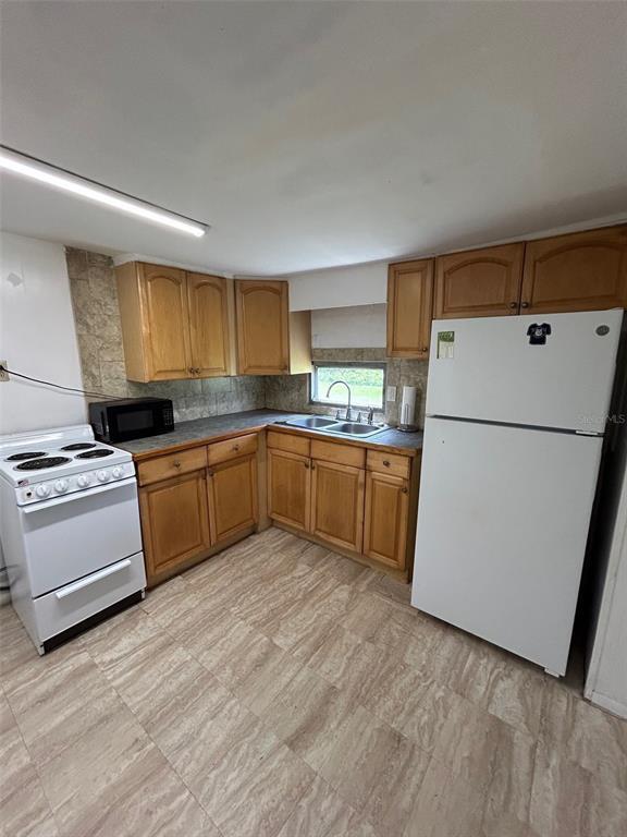 Building Photo - 3414 Dr Love Rd