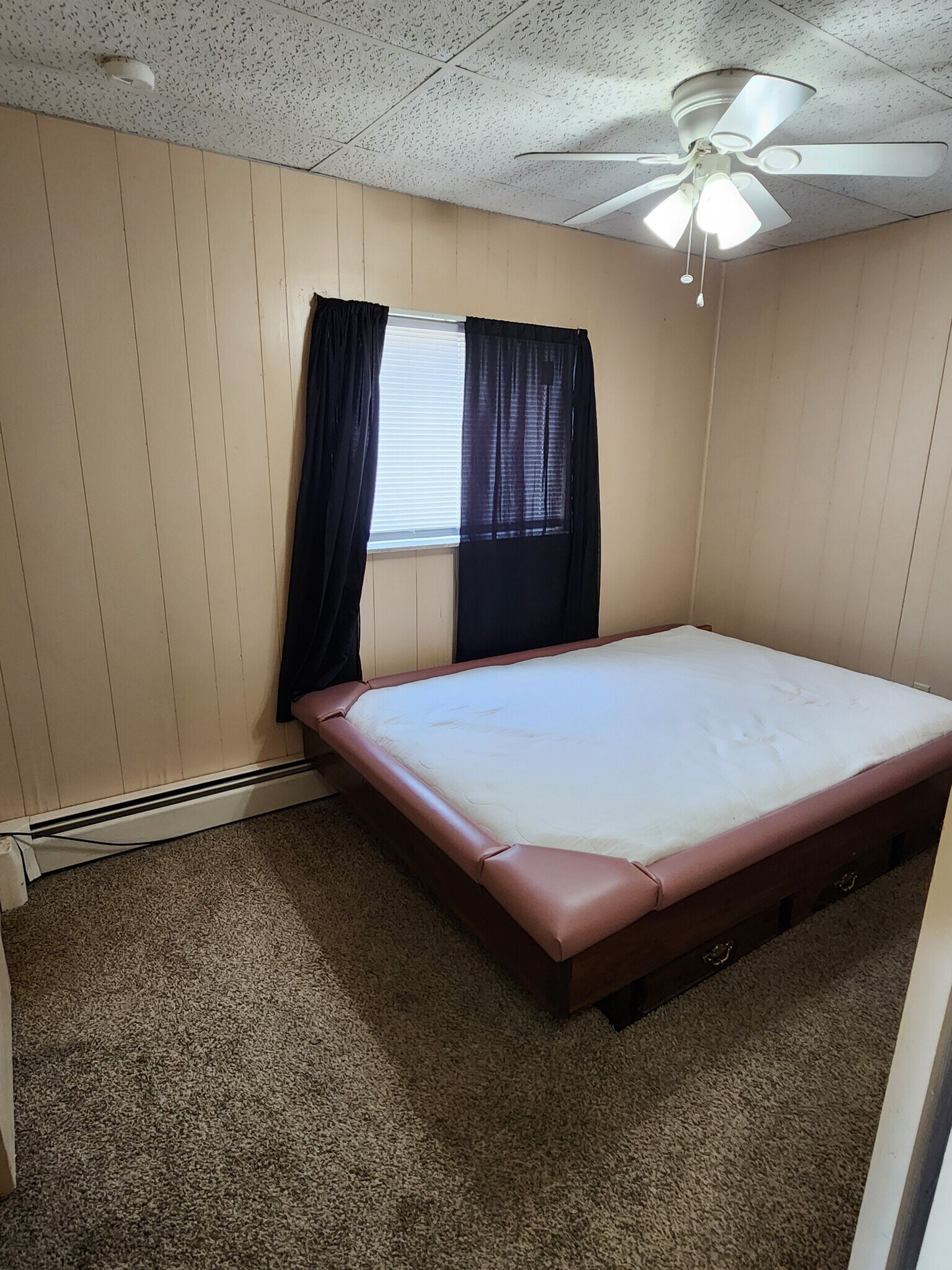 Bedroom - 1405 Randall St