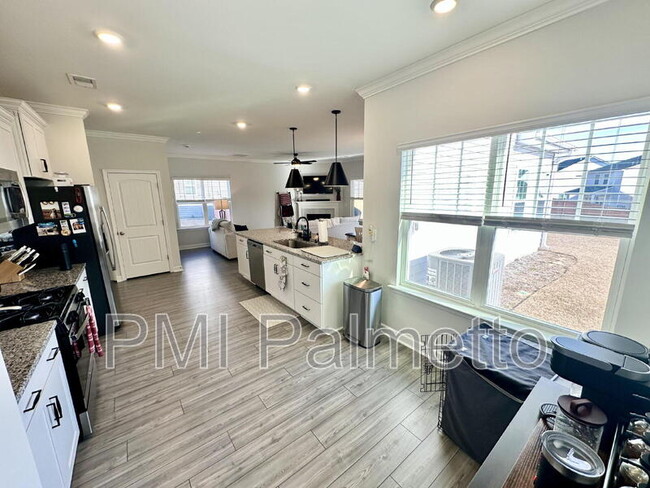 Building Photo - 1059 Ashcroft Cir