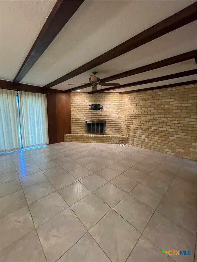 Building Photo - 508 Tower St