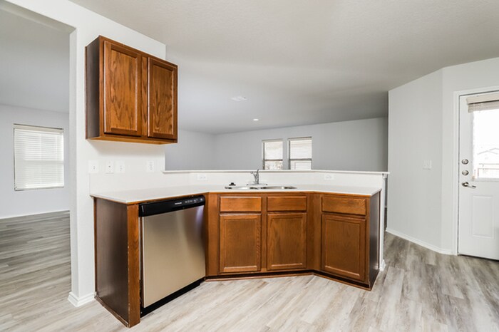 Building Photo - 10703 Goose Way