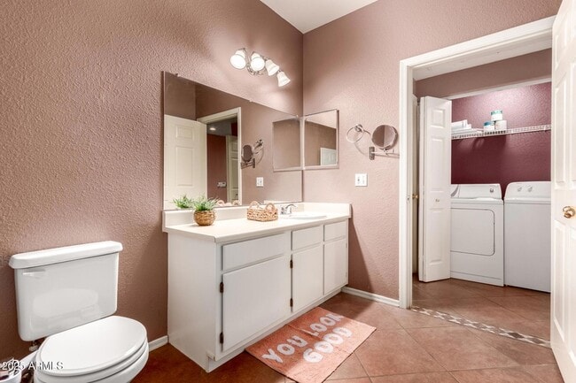 Building Photo - 3236 E Chandler Blvd