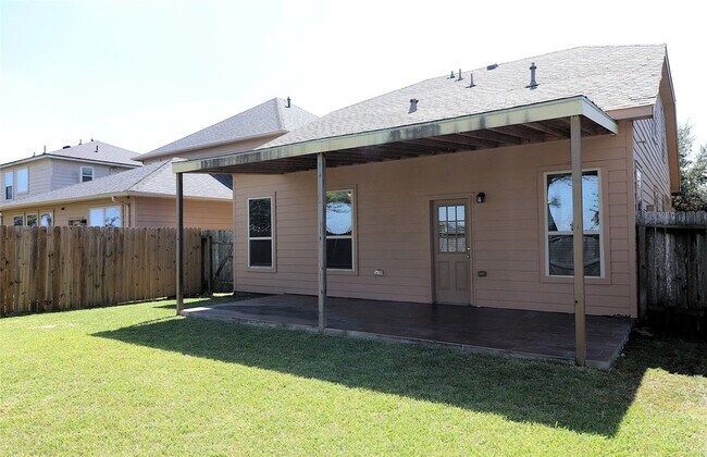 Building Photo - 9027 Fuqua Ridge Ln