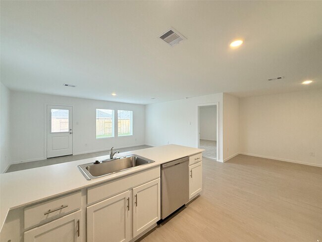 Building Photo - 29035 Great Flatland Trl