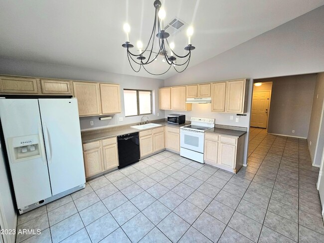 Building Photo - 15734 W Young St