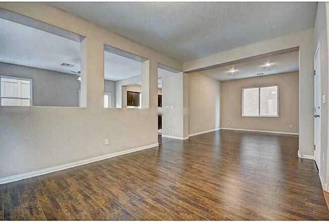 Building Photo - Rare Two Primary Home in Centennial Hills Community in Northwest