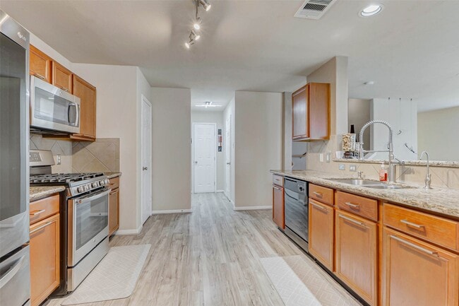 Building Photo - 19110 Canaras Ct