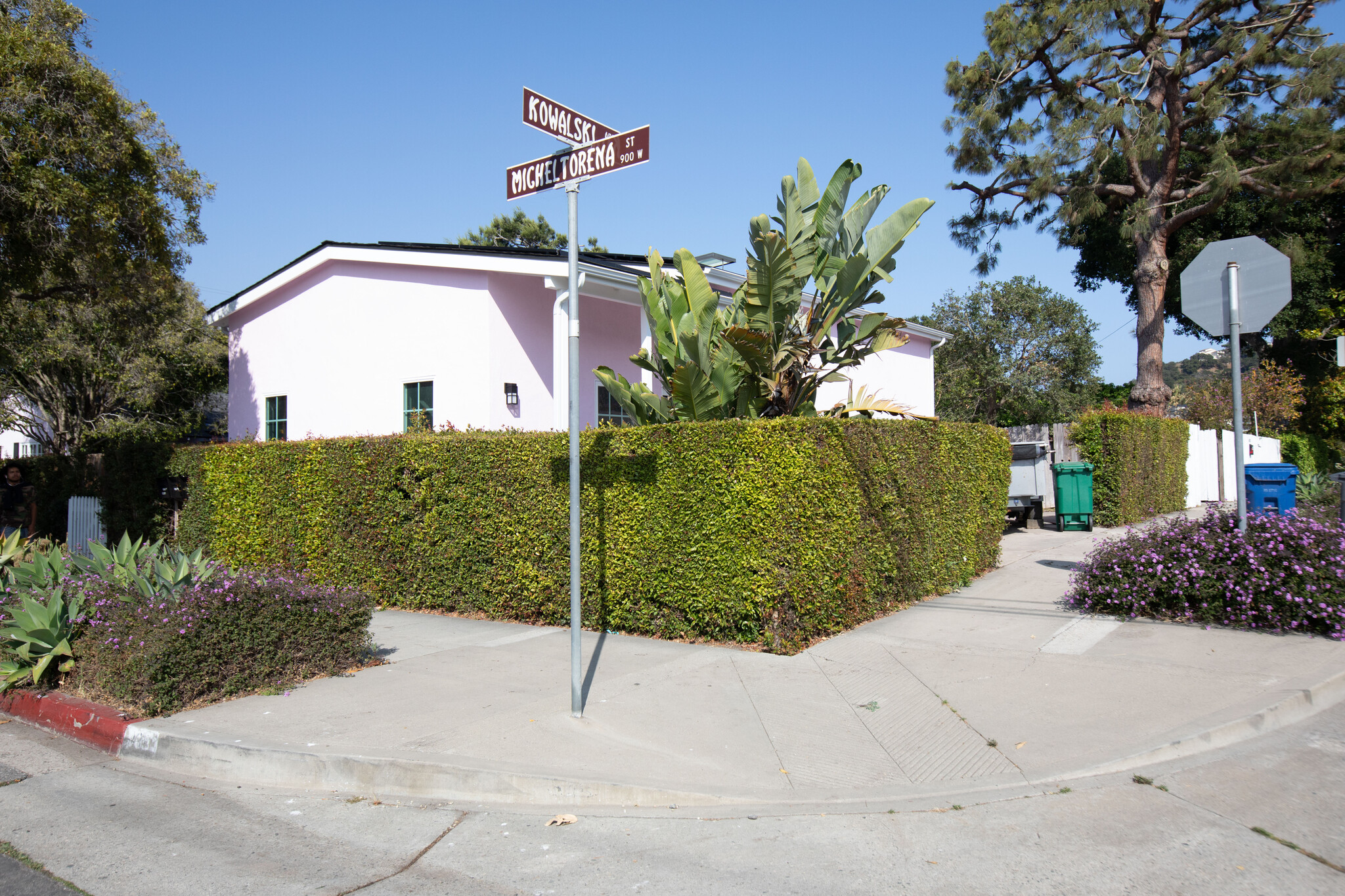 Building Photo - 1435 Gillespie St