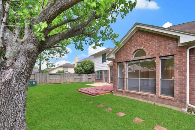 Building Photo - 6414 Oakburl Ct