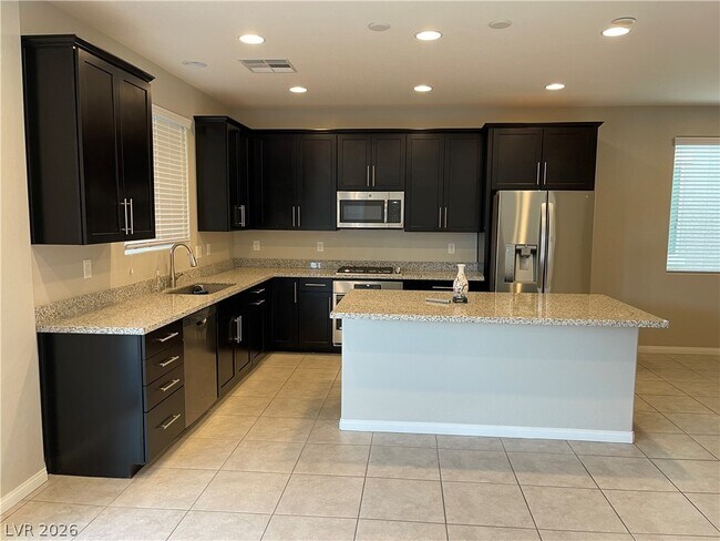 Building Photo - 9458 Isla Lee Ave