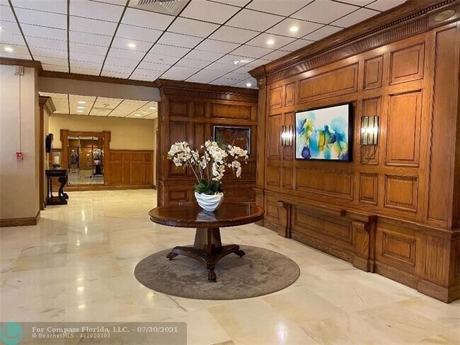 Building Photo - 1900 S Ocean Blvd