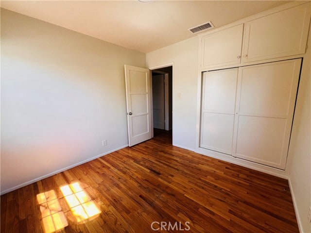 Building Photo - 6637 Balcom Ave
