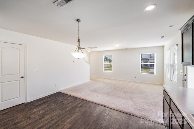 Building Photo - 12915 Hill Pine Rd