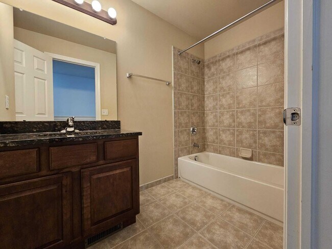 Building Photo - 3376 Endsleigh Ln
