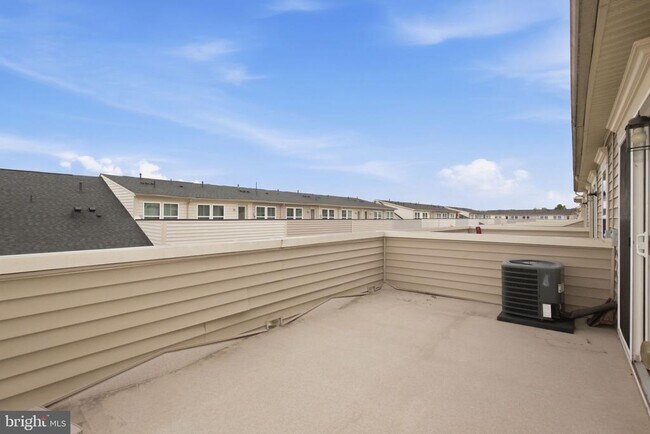 Building Photo - 8206 Greenbelt Station Pkwy