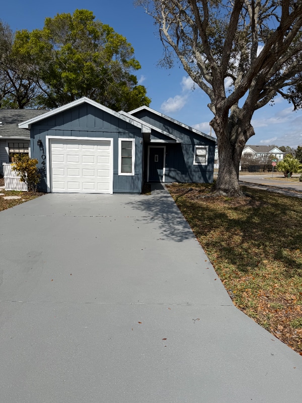 Building Photo - 1042 Willowood Ln